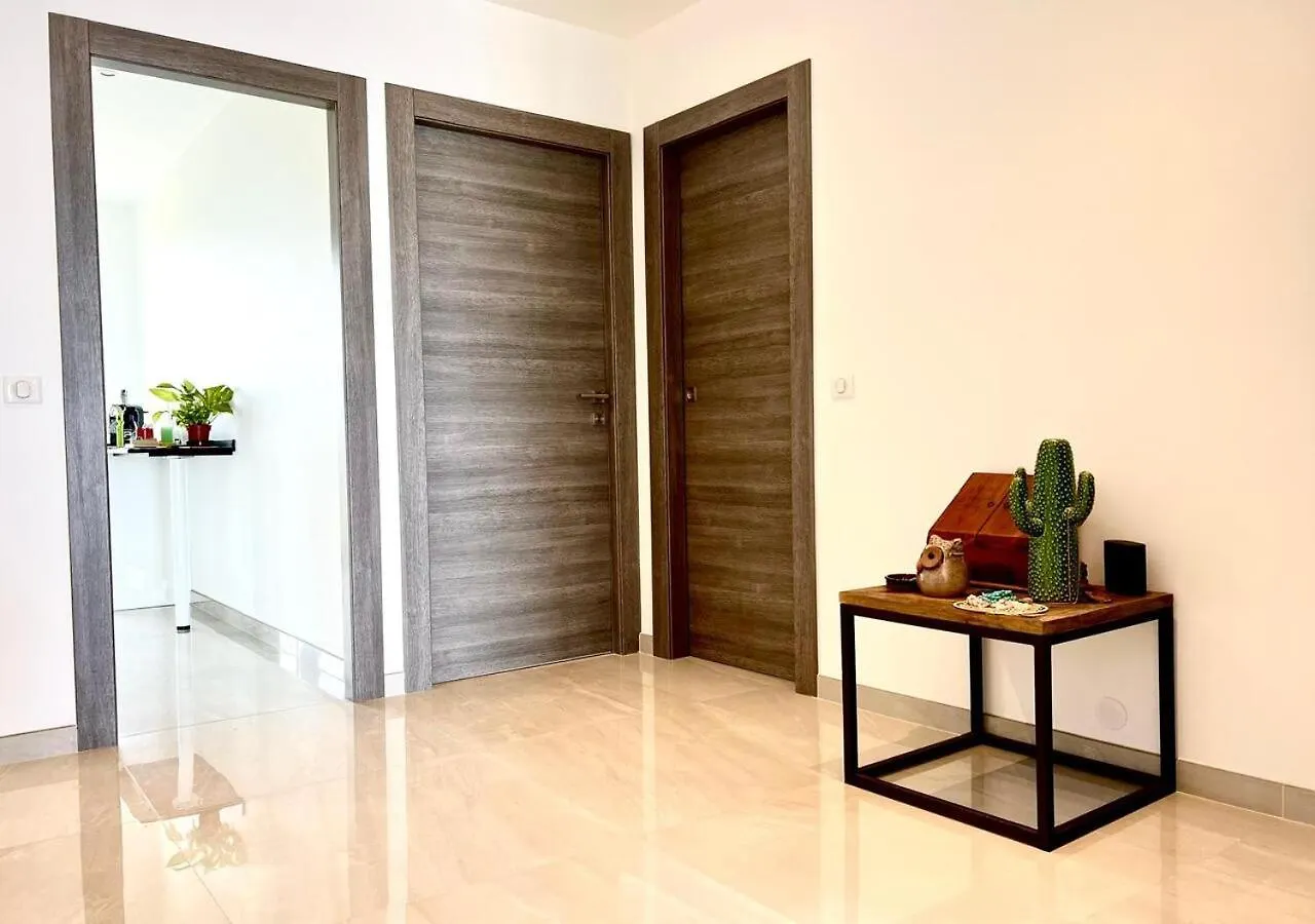 Apartmán L'Appaloosa De Mer-Pool Tennis Parking-Sea View - -Capitalchic Services Cagnes Sur Me